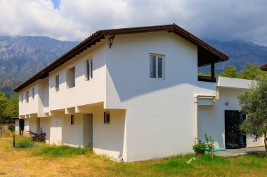 Tipik taşra evi, seçici odaklanma. Metin için kopyalama alanı olan arkaplan