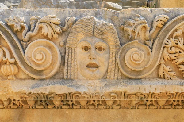 Forntida Skulpturer Ruinerna Akropolen Demre Den Tidigare Kale Turkiet Provinsen — Stockfoto
