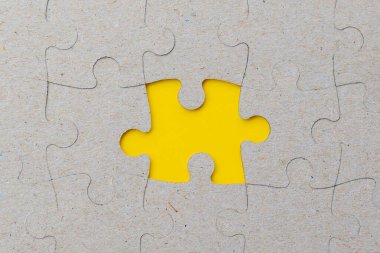 Tek elementi olmayan bulmacalar. Metin veya yazı için boşluk kopyala.