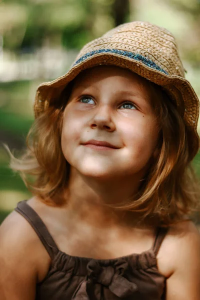 Cute Blonde Child Years Old Child Straw Hat Portrait Baby — Fotografia de Stock