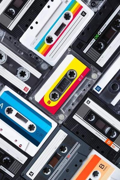 Vista Superior Muchas Cintas Cassette Vintage Diferentes Que Forman Patrón — Foto de Stock