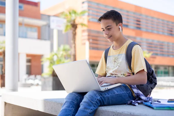 Smiling Caucasian Boy Studying Laptop Computer Outdoors Secondary Education Space — Foto de Stock