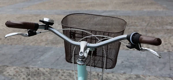 Close Front Part Bicycle Detail Handlebars Basket Panoramic View — Zdjęcie stockowe