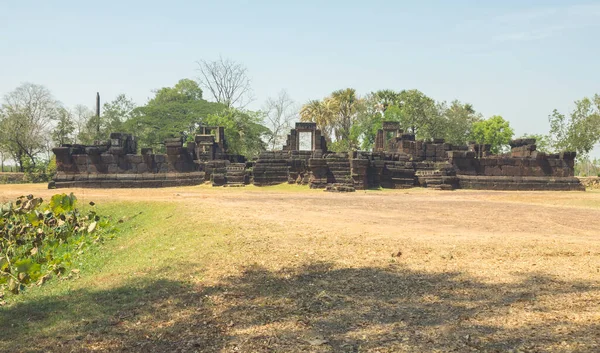 Prasat Nang Ram这是一个高棉考古遗址 曾经是一家医院 它建于18世纪左右 由柬埔寨国王贾瓦曼七世统治 同时也是Thail Nakhon Ratchasima的Prathai地区著名的旅游胜地 — 图库照片