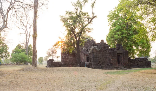 クサンタラットはタイのマハ サラカム県で最も古く有名な考古学遺跡である — ストック写真