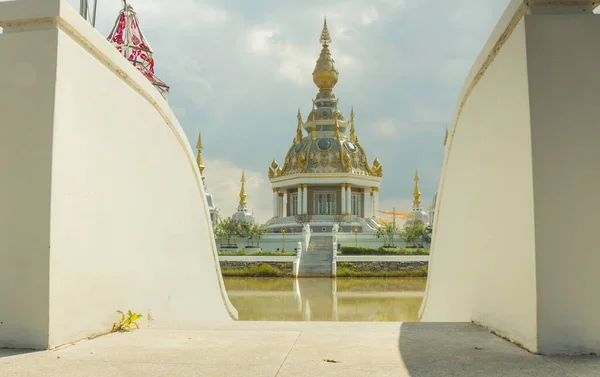 Ват Тунг Сетх Відомим Буддійським Пам Ятником Буддійським Пам Ятником — стокове фото