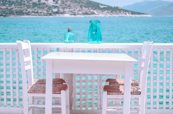 Le restaurant sur l'île grecque — Photo