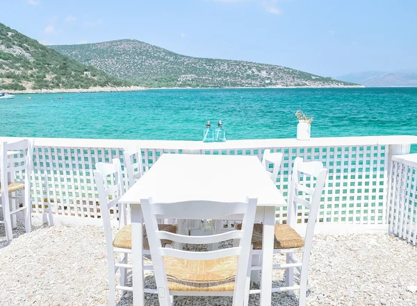 Le restaurant sur l'île grecque — Photo