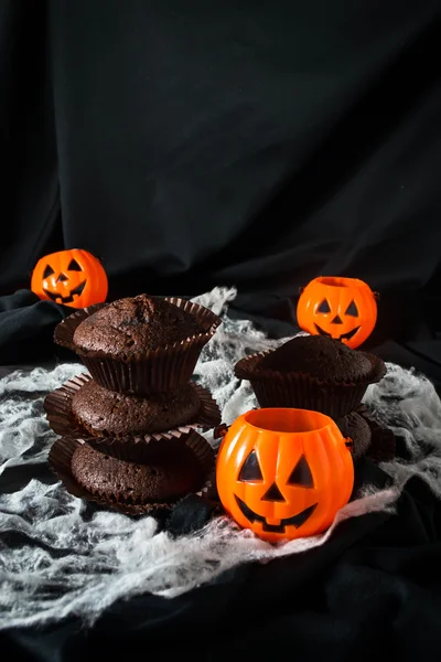 Halloween chocolate cupcake — Stock Photo, Image