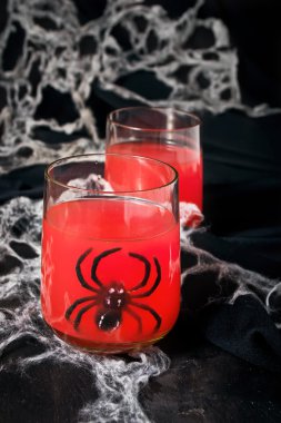 Spooky halloween kokteyl parti için