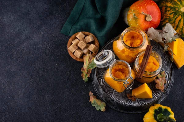 Sweet homemade pumpkin jam in jar — Stock Photo, Image