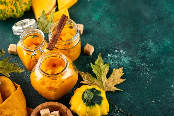 Sweet homemade pumpkin jam in jar — Stock Photo, Image
