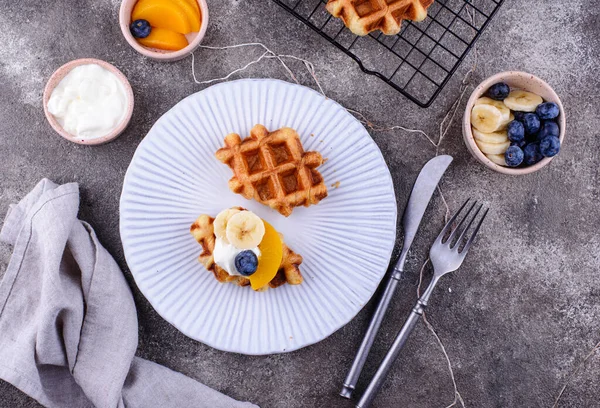 Croffle veya croissant waffle, moda yemekler..