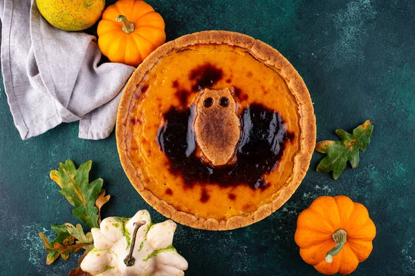 Tarta de calabaza, comida tradicional de otoño —  Fotos de Stock