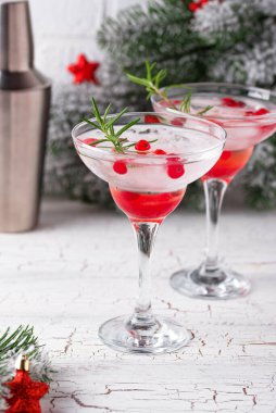 Kızılcık margarita kokteyli. Noel içeceği