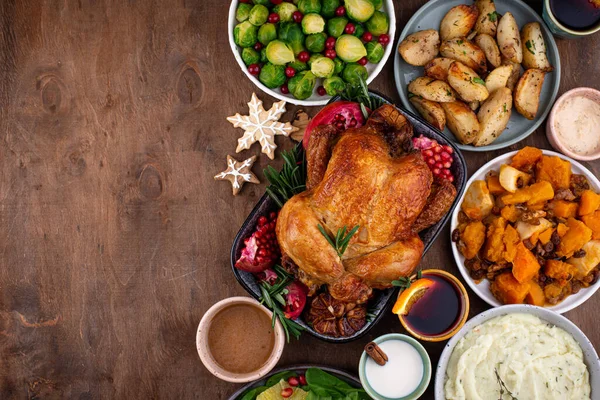 Geleneksel yemekli Noel yemeği