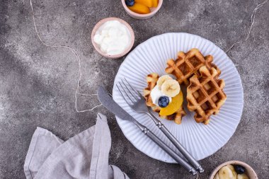 Croffle veya croissant waffle, moda yemekler..