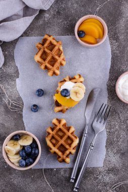 Croffle veya croissant waffle, moda yemekler..