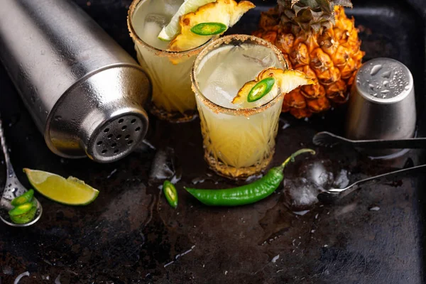 Margarita med ananas och jalapeno — Stockfoto