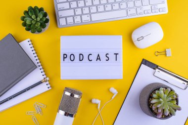 Mikrofonlu yeni bölüm kavramı