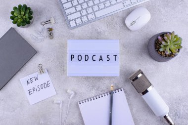 Mikrofonlu yeni bölüm kavramı