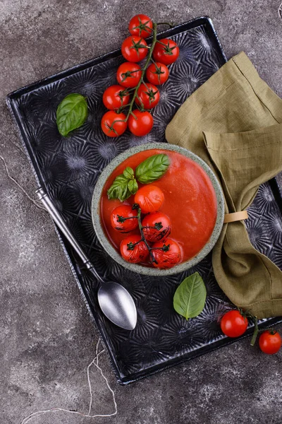 健康野菜トマトクリームスープ — ストック写真