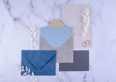 Düğün davetiyesi. Tarih kavramını kaydet