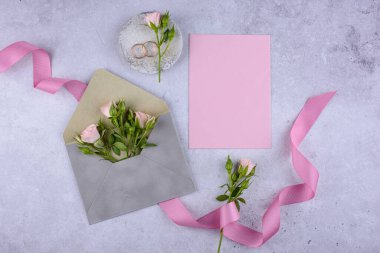 Düğün davetiyesi. Tarih kavramını kaydet