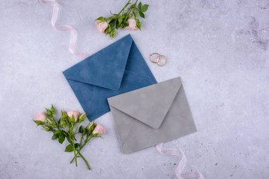 Düğün davetiyesi. Tarih kavramını kaydet