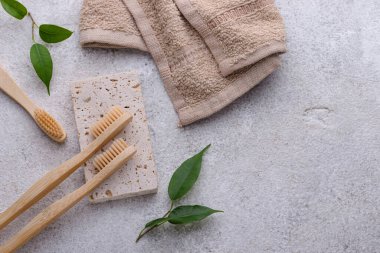 Bambu diş fırçası, sıfır atık bakım ürünü.