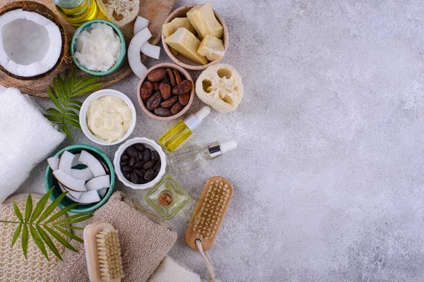 ココア ホホバ ココナッツの天然ボディ化粧バターとオイル — ストック写真