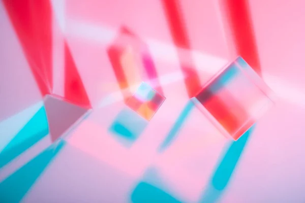 Prisma Cristallo Ottico Effetto Luminoso Olografico Multicolore — Foto Stock