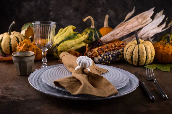 Table Action Grâces Automne Avec Citrouille Feuilles — Photo