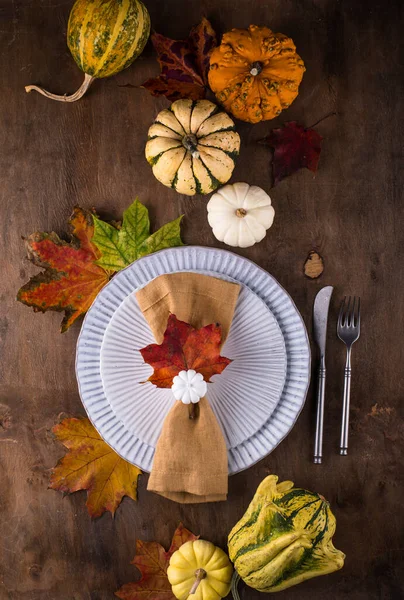 Table Action Grâces Automne Avec Citrouille Feuilles — Photo