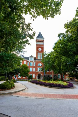 Clemson, SC - 2021: Clemson Üniversitesi kampüsündeki Tillman Hall