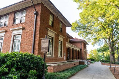 Clemson, SC - 2021: Clemson Üniversitesi Kampüsü Holtzendorff Salonu