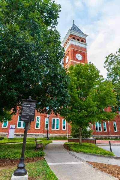 Clemson 2021 Tillman Hall Clemson University Campus — стокове фото