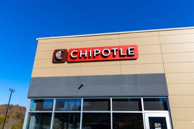 2021: Meksika usulü Chipotle, Meksika usulü ızgara dürüm ve dürüm servis eden günlük restoranlar zinciri..