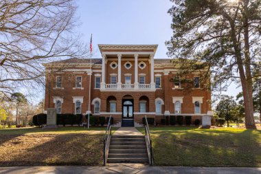 Collins, MS-2022: Covington İlçe Mahkemesi