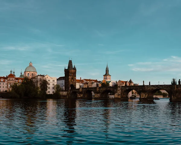 Vista Panoramica Del Ponte Carlo Sul Fiume Moldava Nel Centro — Foto Stock