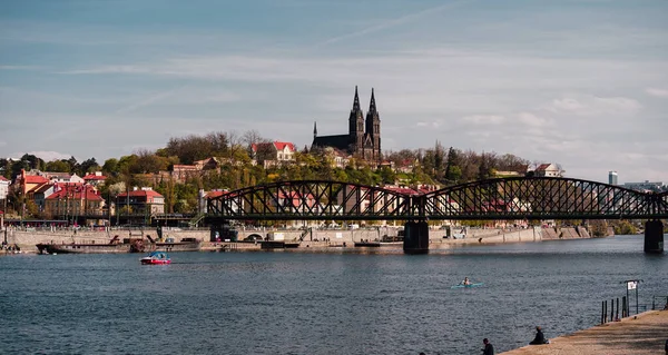 Панорамный Вид Пражский Соборный Замок Сватео Приветствует Реку Влтаву Мосты Стоковое Изображение