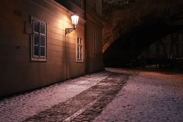 Sněžná Ulice Centru Prahy Noci 2021 — Stock fotografie