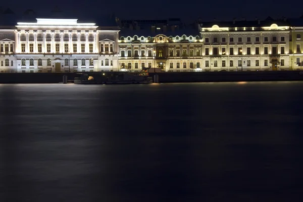 Natt Sankt petersburg, Ryssland — Stockfoto