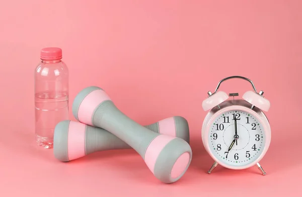 Front View Pink Vintage Alarm Clock Gray Pink Dumbbells Bottle — Foto de Stock