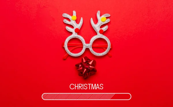 Kompozice Designem Vánočního Zatížení Červeném Pozadí Stock Obrázky