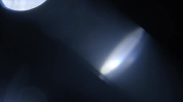 Witte Elegante Lens Flares Light Leak Overlay Zwarte Achtergrond Bolvormige — Stockvideo
