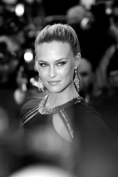 Bar Refaeli — Stockfoto