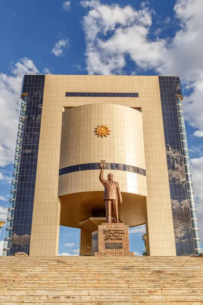 纳米比亚温得和克市中心的第一个纳米比亚总统纪念碑和国家博物馆 — 图库照片