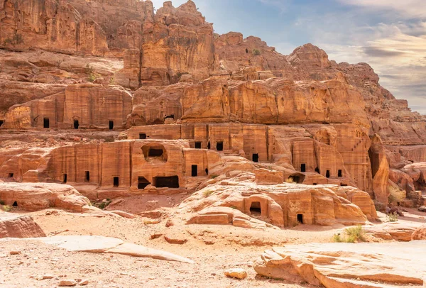 Antiguas Tumbas Nabateas Talladas Piedra Petra Jordania — Foto de Stock