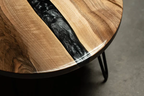 Expensive Vintage Furniture Table Covered Epoxy Resin Varnished Luxury Quality — Stock Photo, Image
